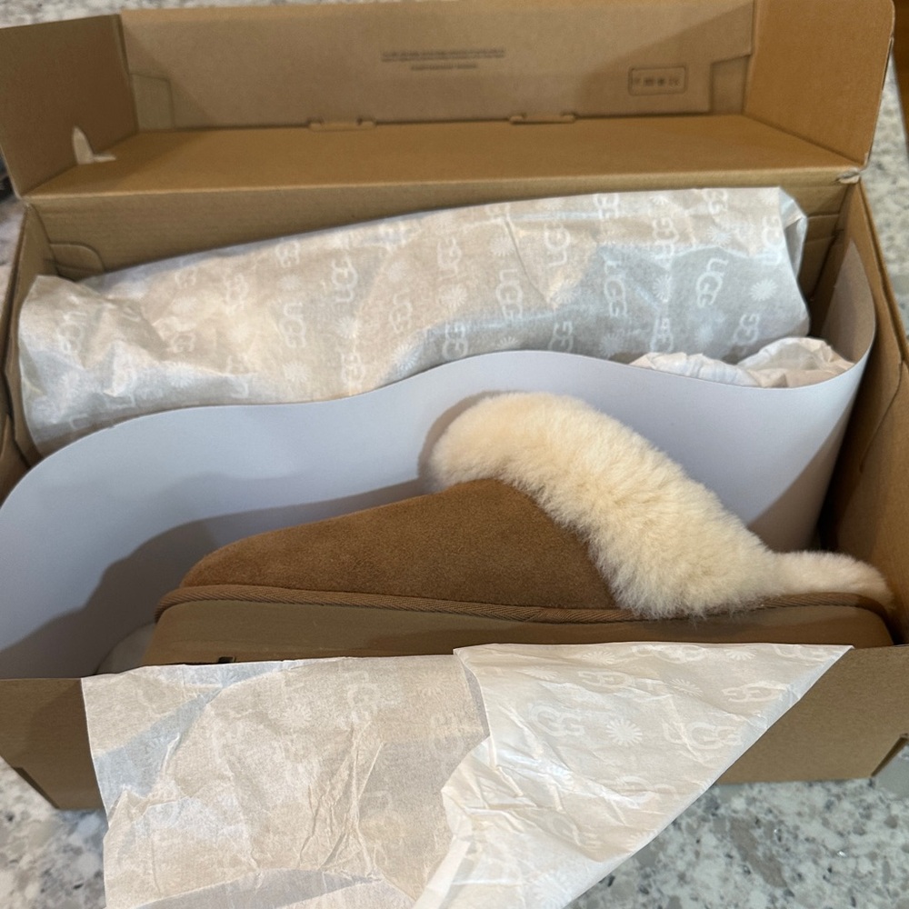 UGG Tan Disquette Slippers